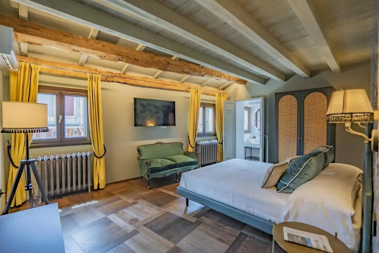Corte Rubbi 10 Luxury Three-Bedroom Apartment -Dimora Italia - Venice